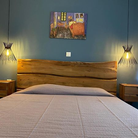 Mirovigli Family Rooms Lepedha Bagian luar foto