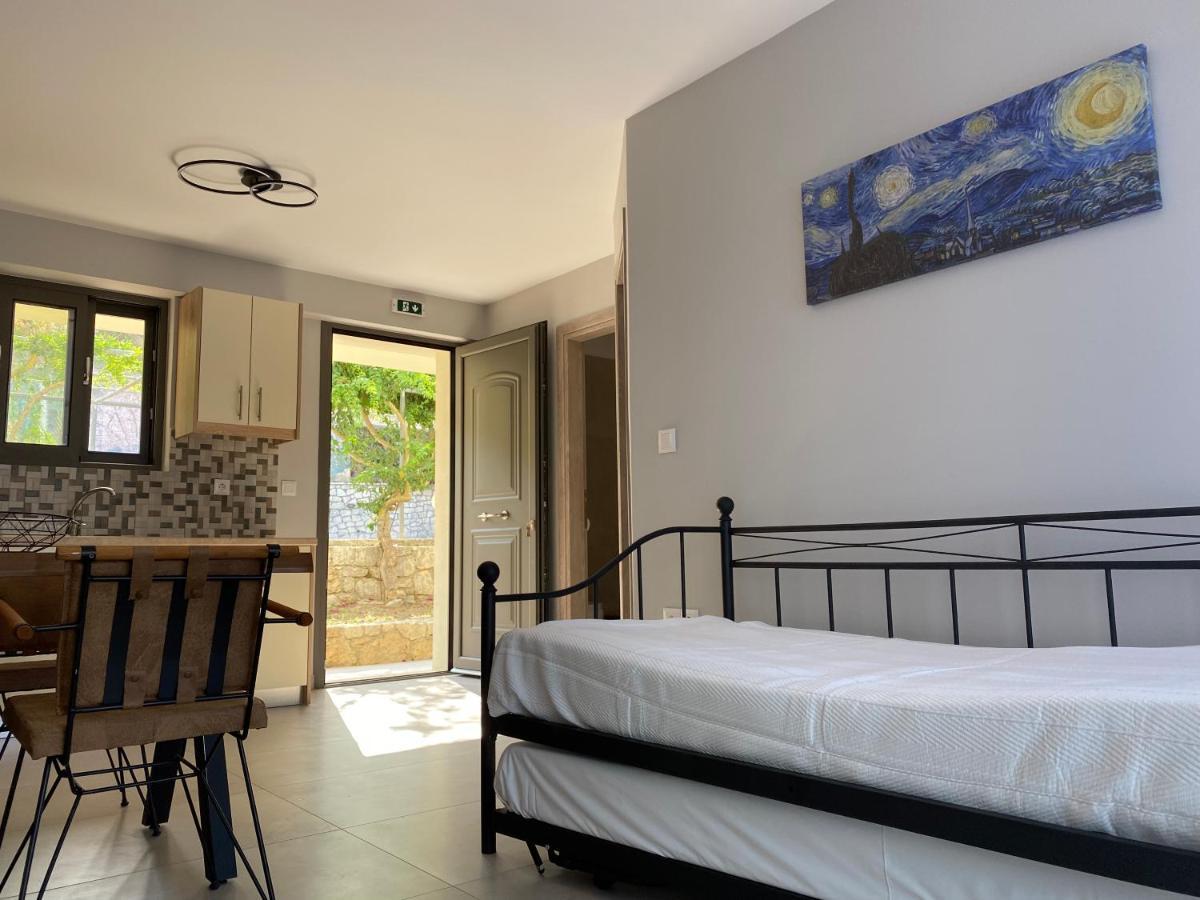 Mirovigli Family Rooms Lepedha Bagian luar foto