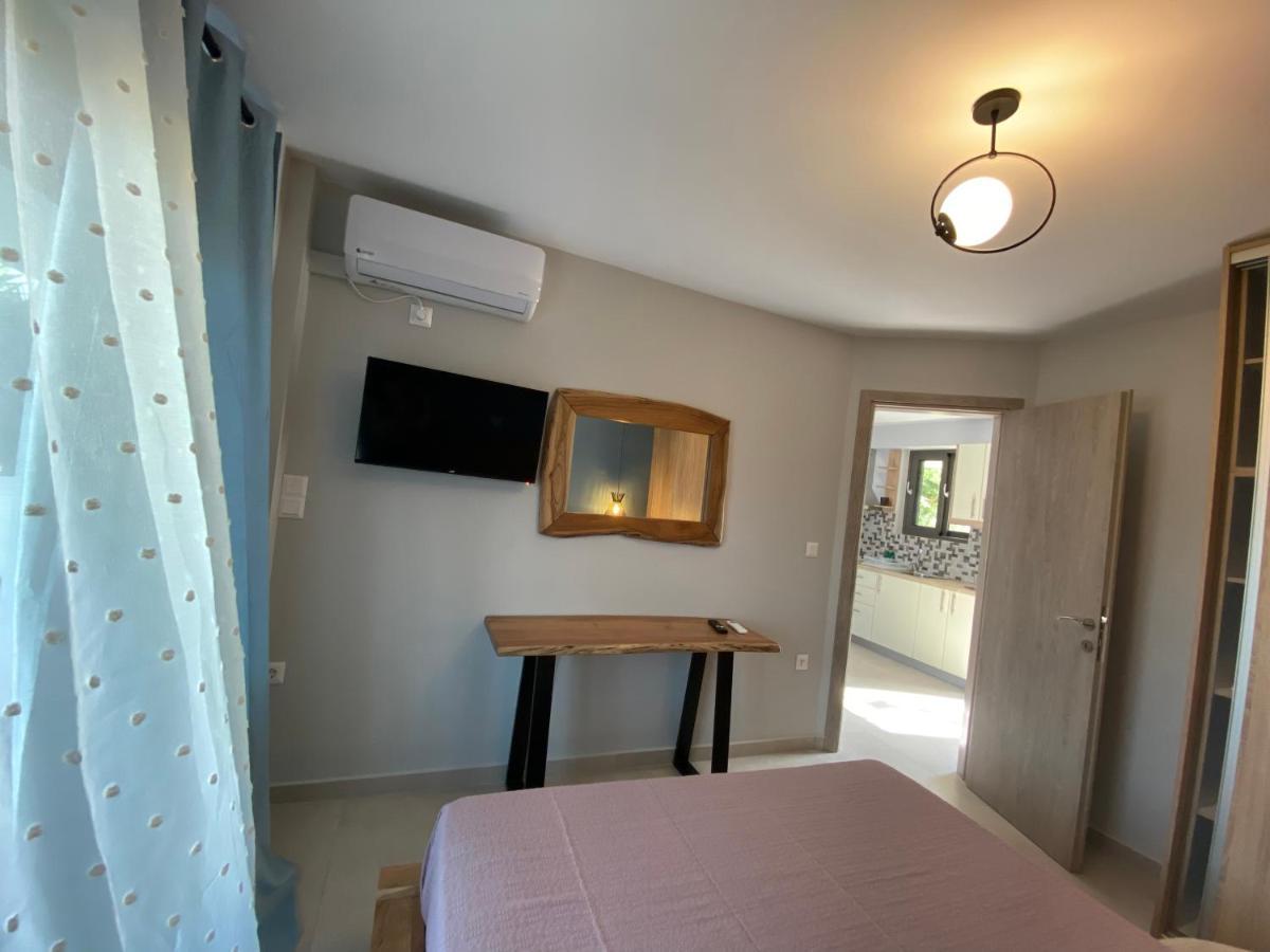 Mirovigli Family Rooms Lepedha Bagian luar foto