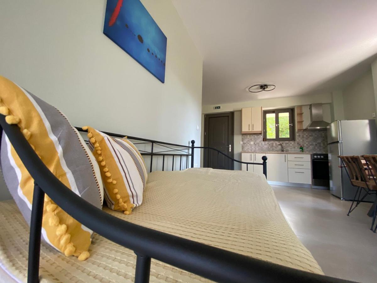 Mirovigli Family Rooms Lepedha Bagian luar foto